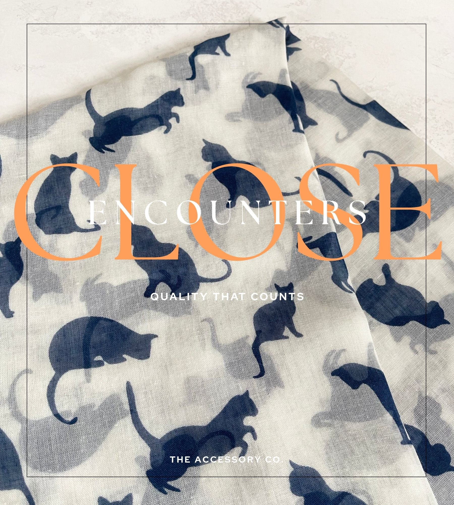 PLAIN WHITE NAVY LIGHTWEIGHT CAT SCARF - A-SHU.CO.UK