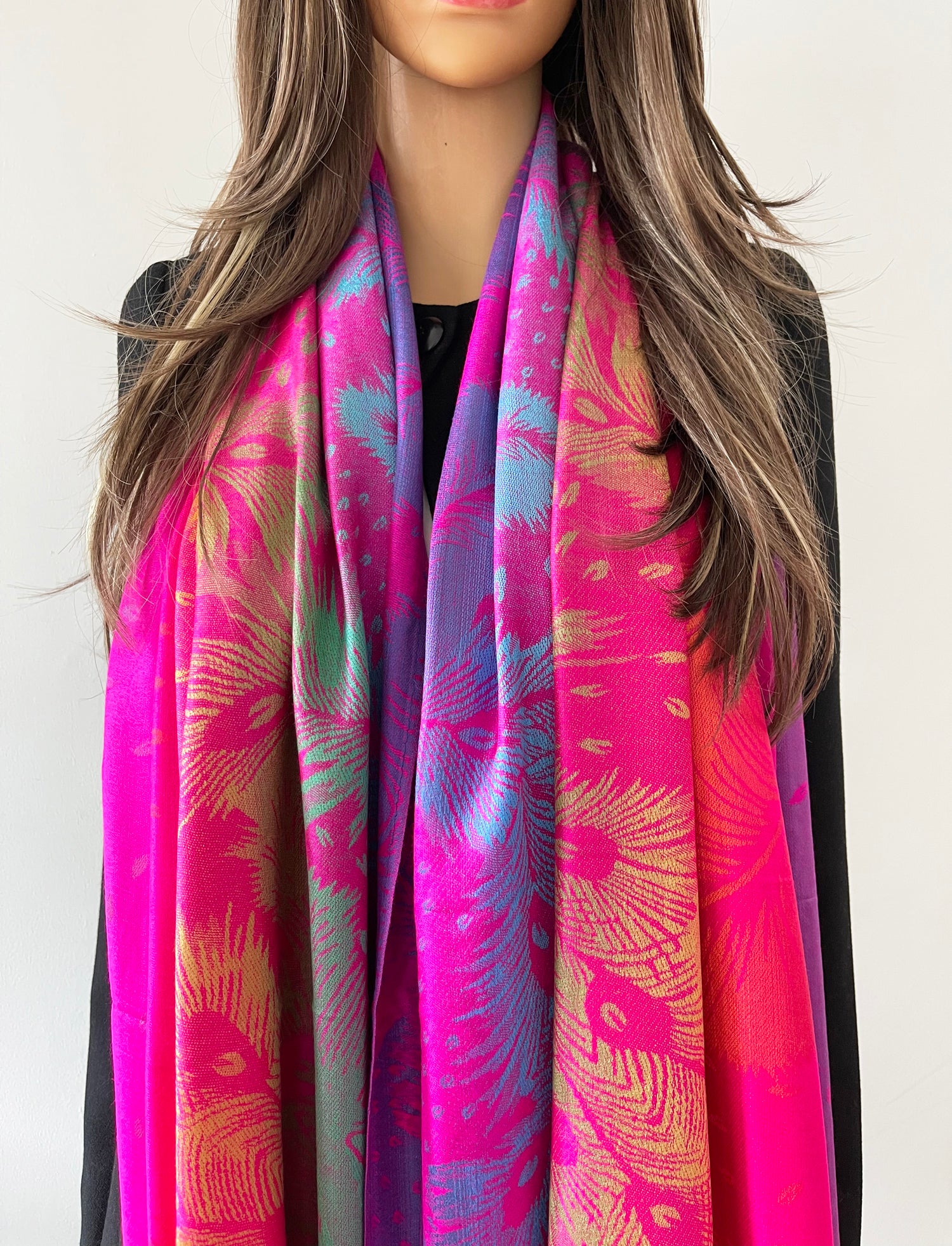 LARGE FUCHSIA PINK RAINBOW FEATHER AND LEAF PRINT PASHMINA SHAWL SCARF