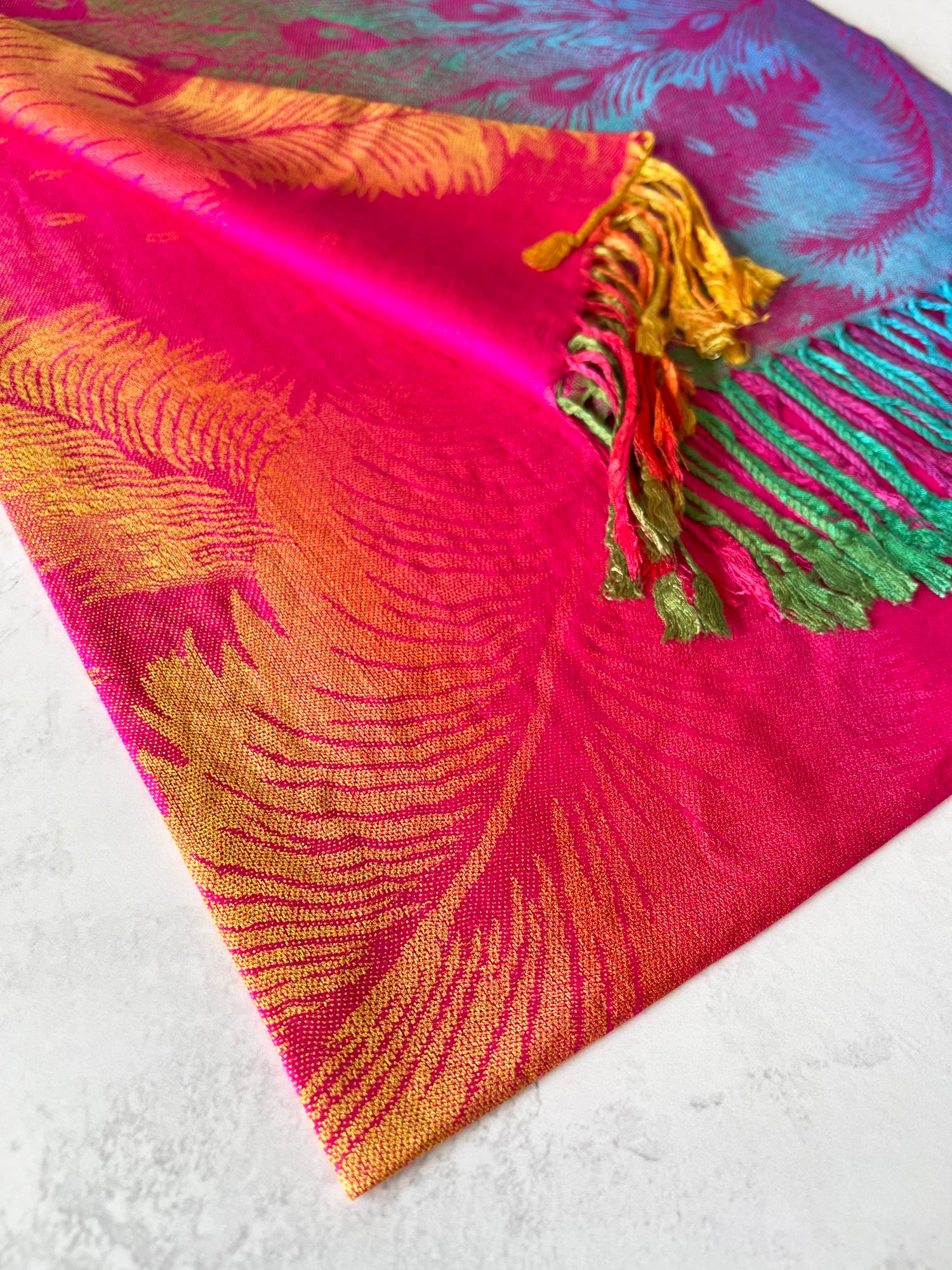 LARGE FUCHSIA PINK RAINBOW FEATHER AND LEAF PRINT PASHMINA SHAWL SCARF