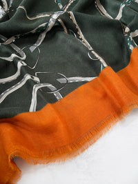 LARGE KHAKI GREEN CONTEMPORARY BUCKLE PRINT PASHMINA SHAWL SCARF - A-SHU.CO.UK