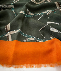 LARGE KHAKI GREEN CONTEMPORARY BUCKLE PRINT PASHMINA SHAWL SCARF - A-SHU.CO.UK