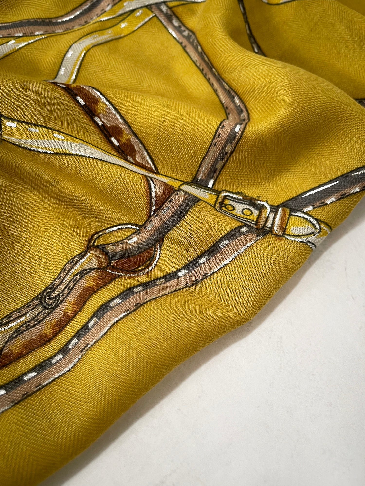 LARGE MUSTARD YELLOW CONTEMPORARY BUCKLE PRINT PASHMINA SHAWL SCARF - A-SHU.CO.UK
