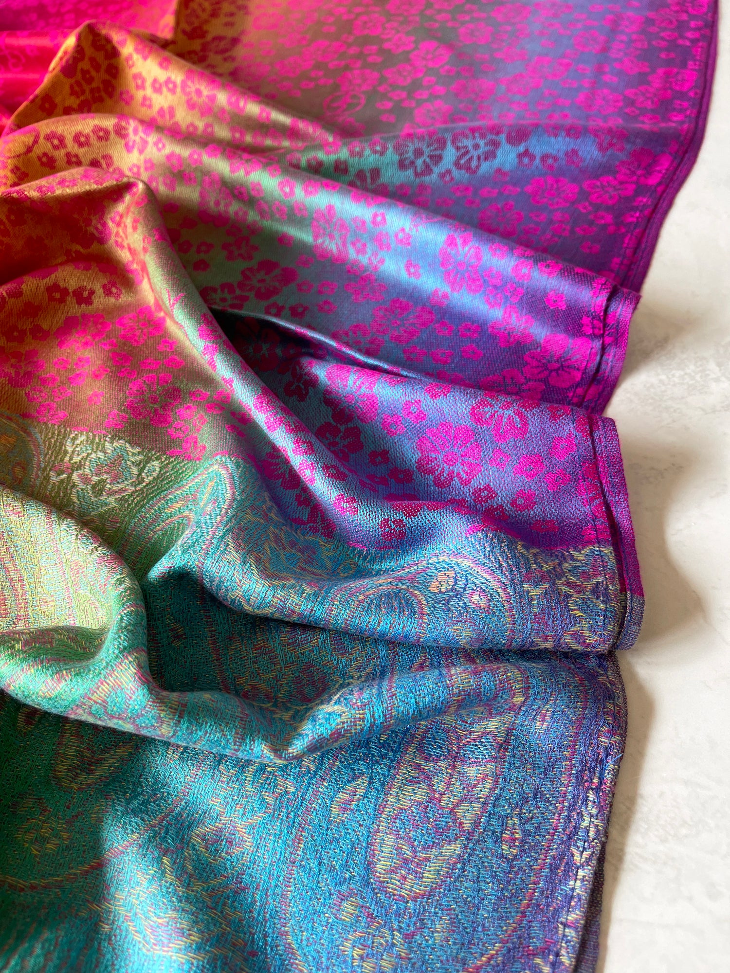 LARGE FUSCHIA PINK RAINBOW FLORAL PAISLEY PASHMINA SHAWL SCARF - A-SHU.CO.UK