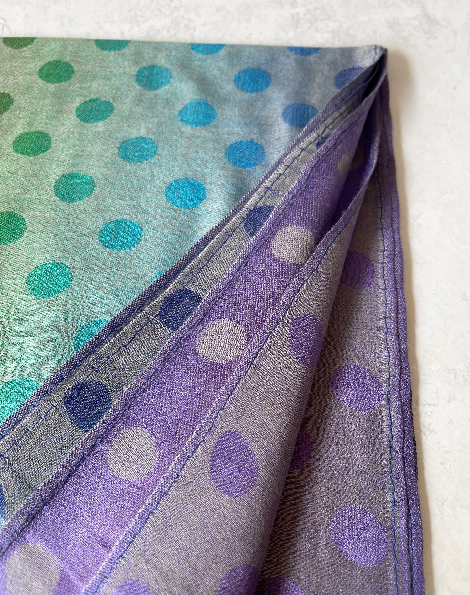 LARGE PINKY PURPLE MULTI-COLOUR DOT PRINT PASHMINA SHAWL SCARF - A-SHU.CO.UK