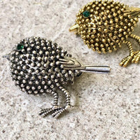 A-SHU ANTIQUE VINTAGE METAL 3-D GOLD BIRD BROOCH / DRESS COLLAR SCARF PIN - A-SHU.CO.UK