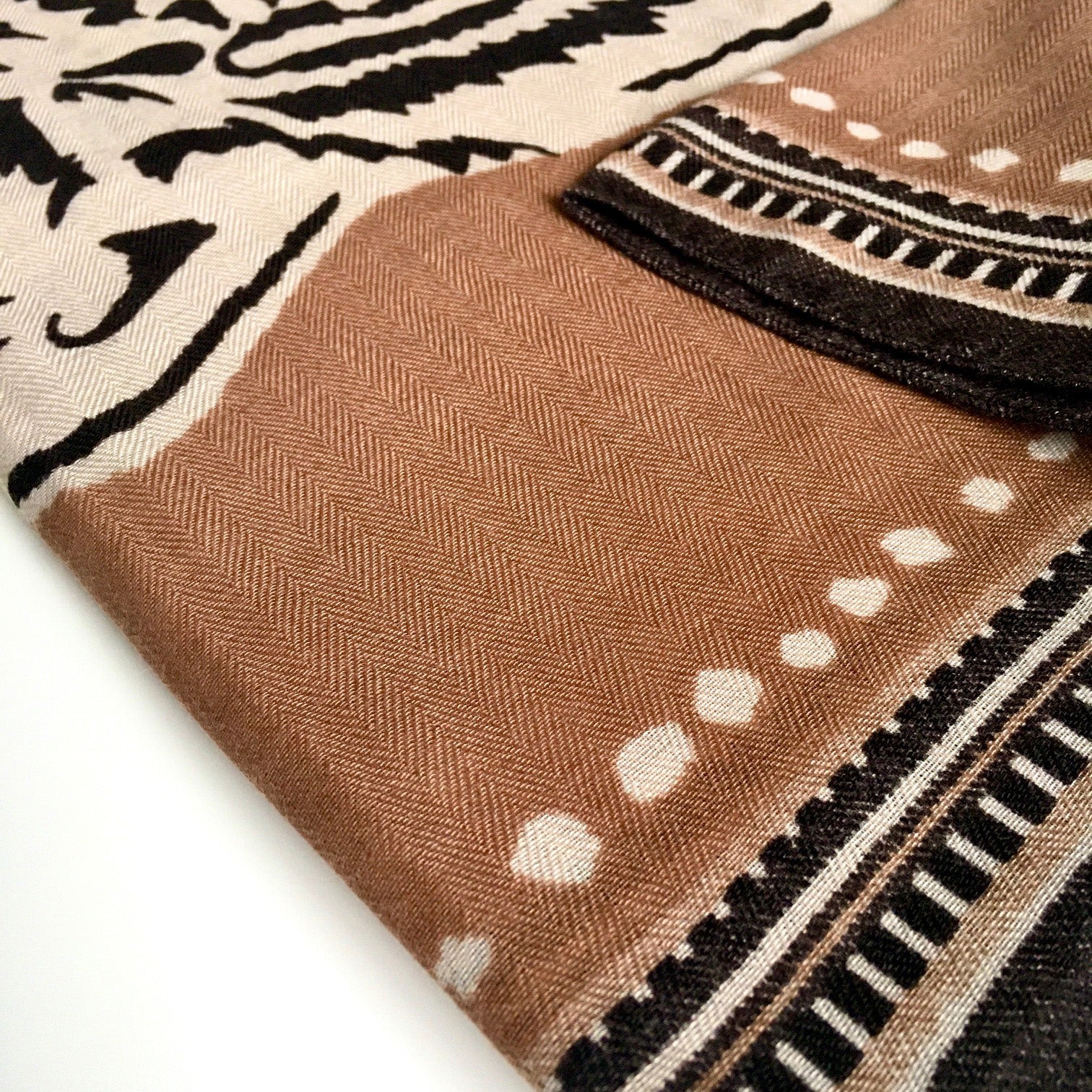 A-SHU LARGE CAMEL COTTON MIX TIGER AND LEOPARD PRINT SHAWL SCARF - A-SHU.CO.UK