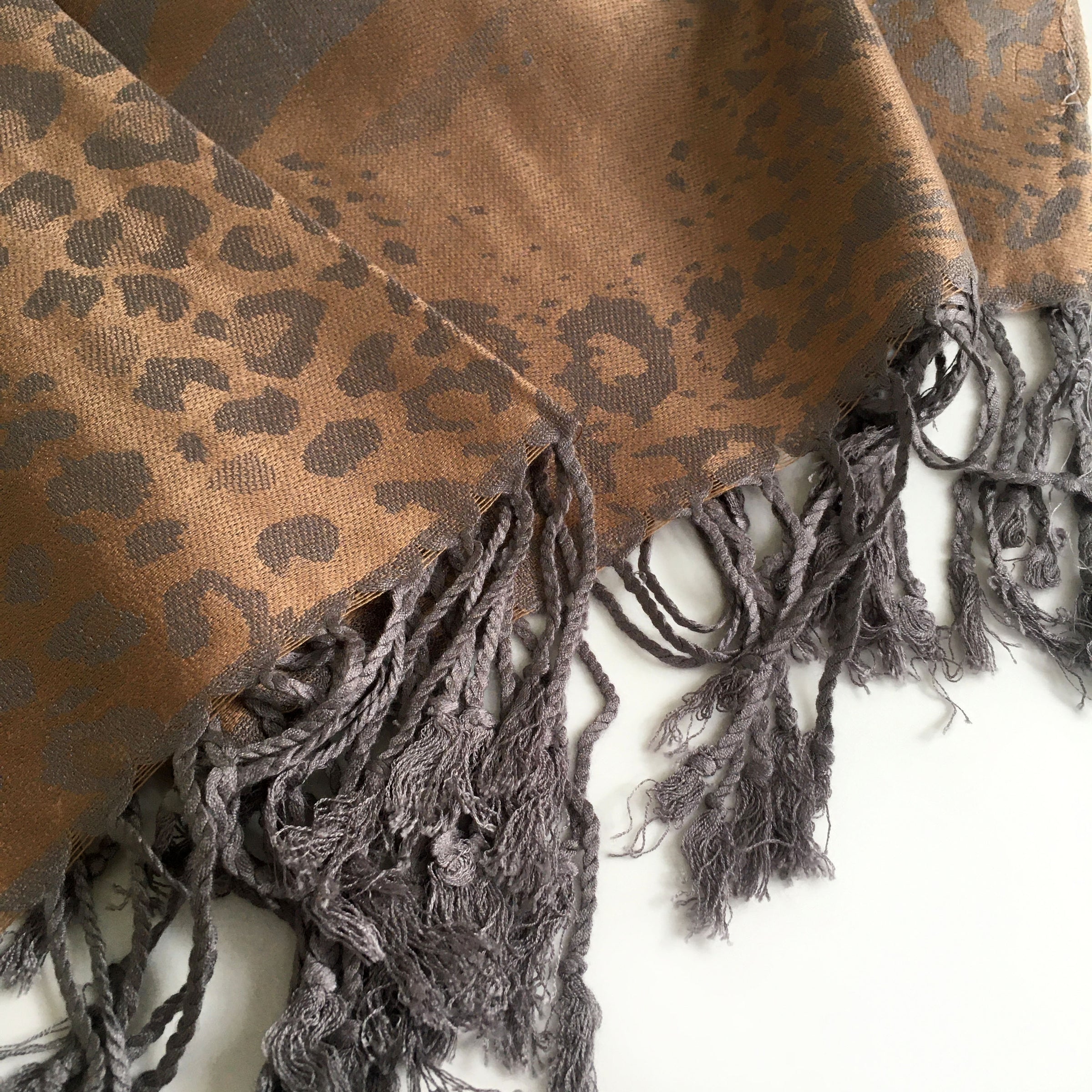 A-SHU BRONZE LARGE LEOPARD PRINT REVERSIBLE PASHMINA SHAWL SCARF - A-SHU.CO.UK
