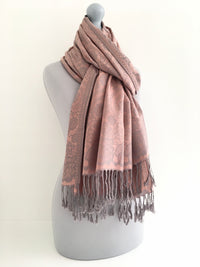 LARGE BLUSH PINK SWIRL FLORAL PRINT REVERSIBLE PASHMINA SHAWL SCARF - A-SHU.CO.UK