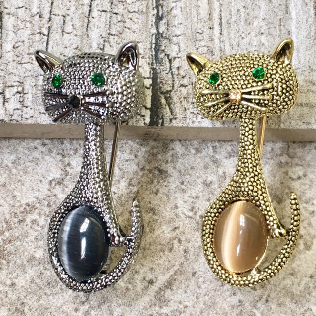 A-SHU VINTAGE METAL 3-D DIAMANTE PEWTER SILVER CAT BROOCH - A-SHU.CO.UK