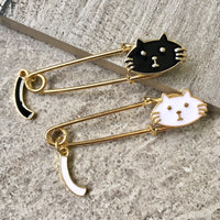 A-SHU GOLD METAL 3-D BLACK CAT BROOCH SAFETY PIN / LAPEL PIN - A-SHU.CO.UK