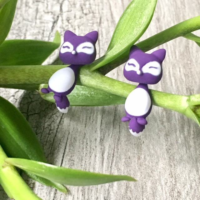 A-SHU LIGHTWEIGHT PURPLE DANGLE DROP FOX STUD EARRINGS - A-SHU.CO.UK