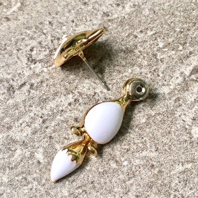 A-SHU LIGHTWEIGHT GOLD DANGLE DROP FOX STUD EARRINGS - A-SHU.CO.UK