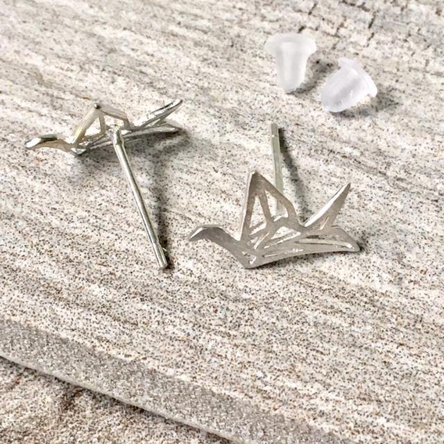 A-SHU 925 STERLING SILVER SMALL GEOMETRIC FLYING BIRD STUD EARRINGS - A-SHU.CO.UK