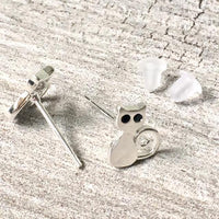 A-SHU 925 STERLING SILVER SMALL BLACK EYE CAT STUD EARRINGS - A-SHU.CO.UK